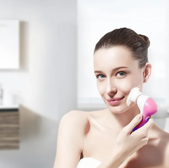 Waterproof Facial Cleansing Brush